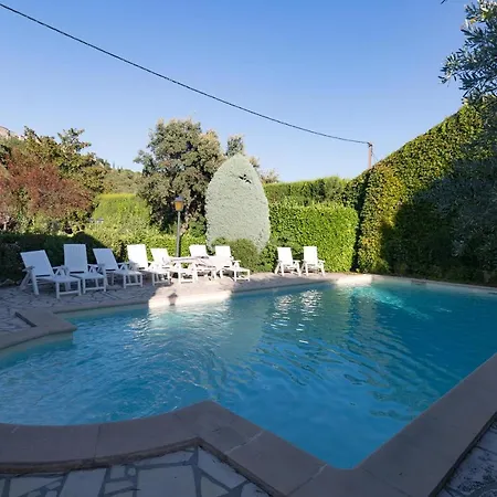 Les Chenes Verts
